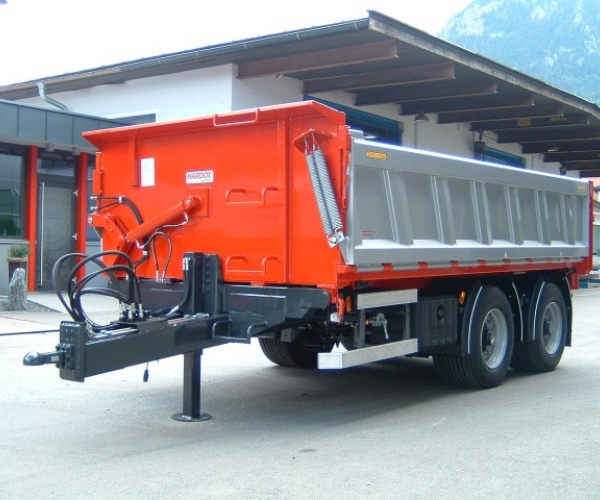 tandem-dreiseitenkipper-rot-3.JPG
