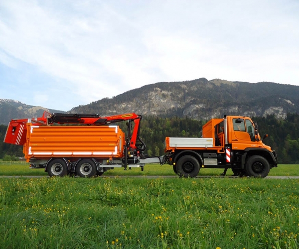unimog-transporter-sonder-aufbau-23.jpg