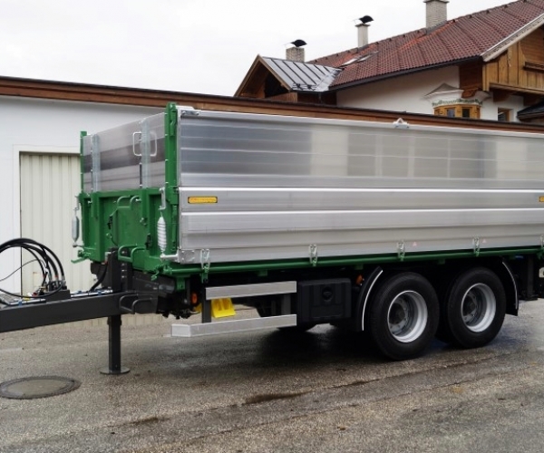 alt-3.JPG