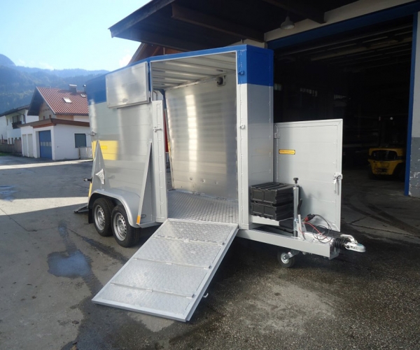 DSC03292-Custom-2.jpg