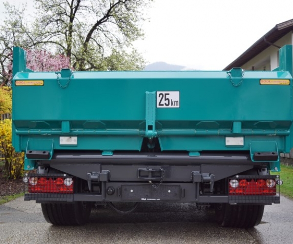 egger-3.JPG